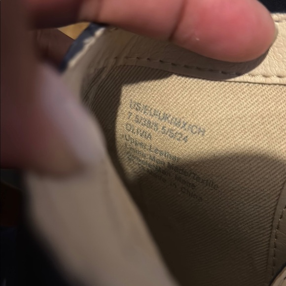 Kenneth Cole Navy Wedge Sandals. Size 7.5 preloved - Picture 8 of 16